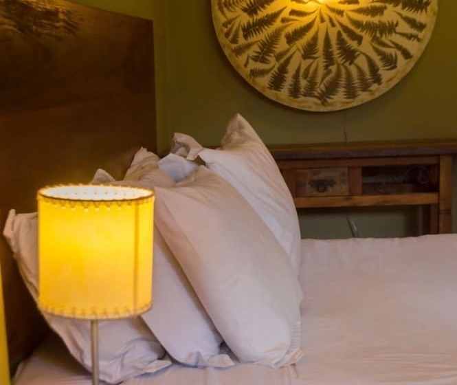 غرفة كومفورت ثلاثية, Pousada Papyrus