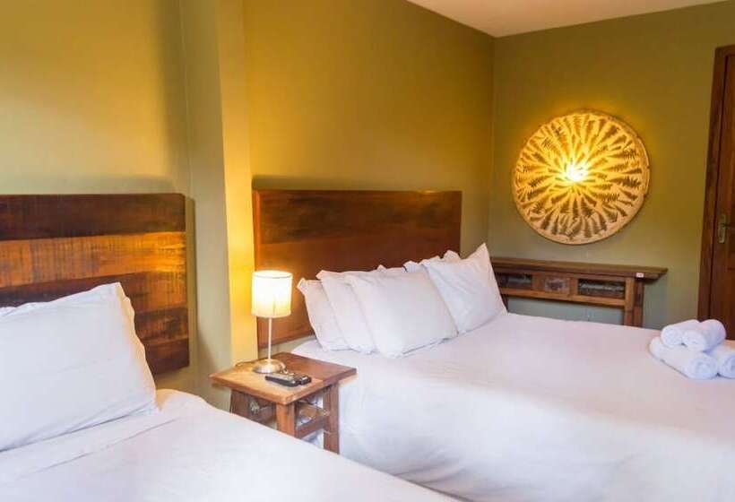 コンフォートトリプルルーム, Pousada Papyrus