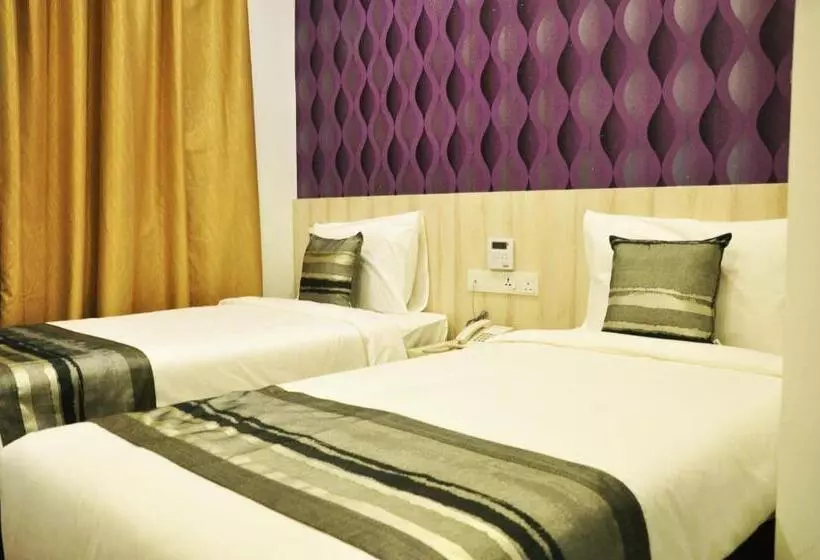 Standard Room, Valya