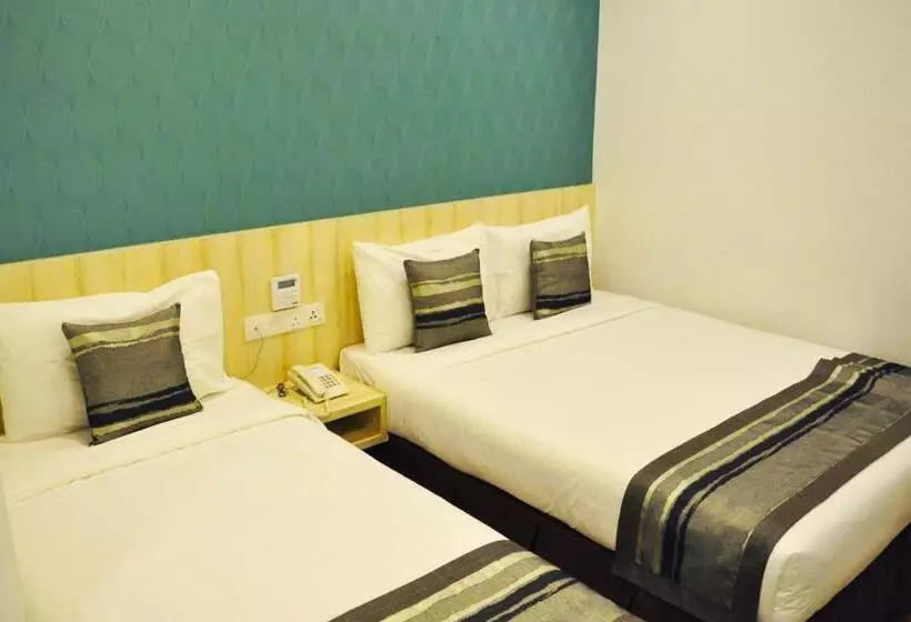 Deluxe Room, Valya
