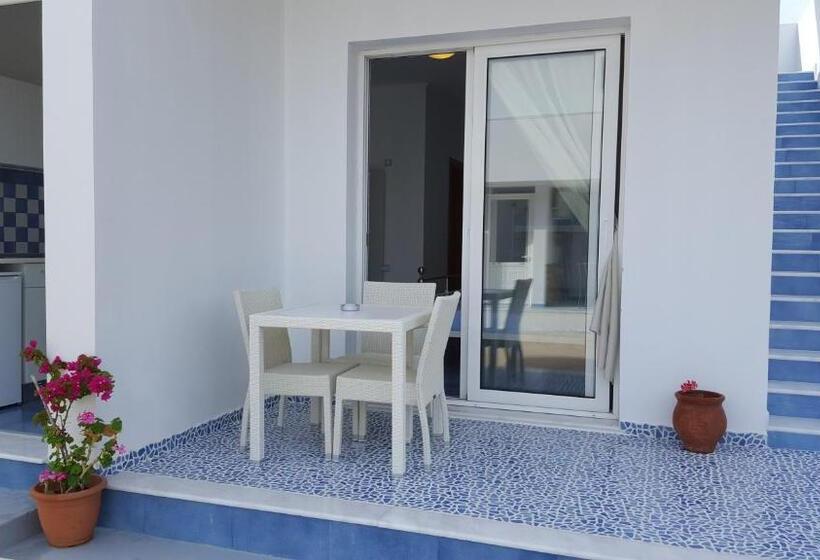 آپارتمان 1 خوابه با چشم‌انداز باغ, Mediterraneo