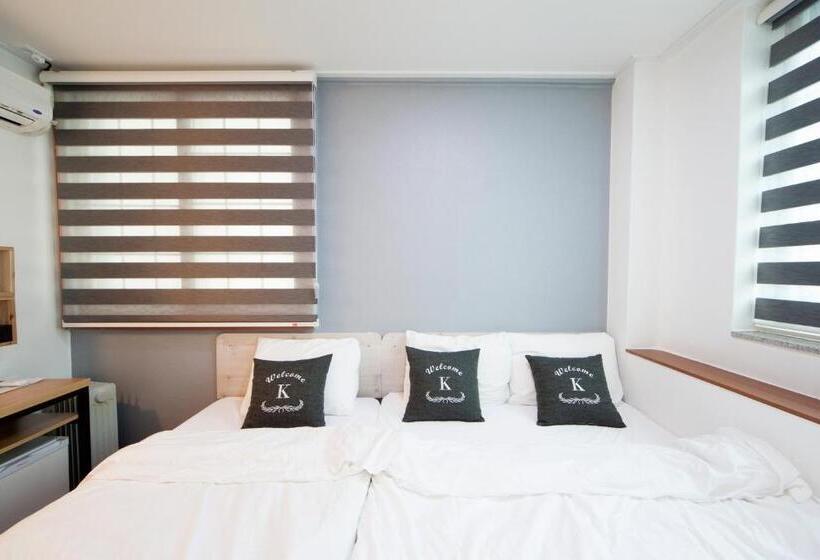 Quarto Triplo Estandar, K Guesthouse Dongdaemun