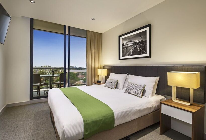 Студио Executive, Quest Chatswood