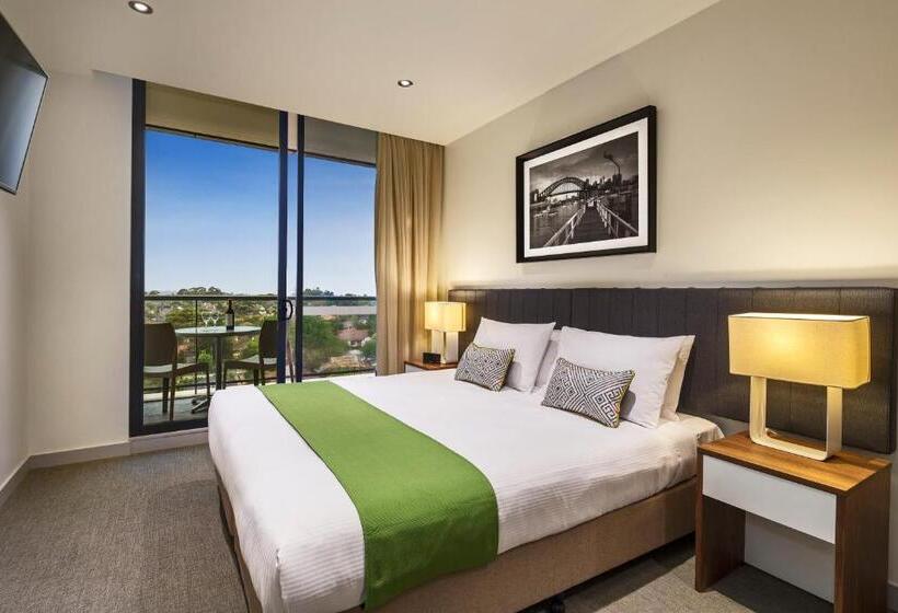Студио Executive, Quest Chatswood