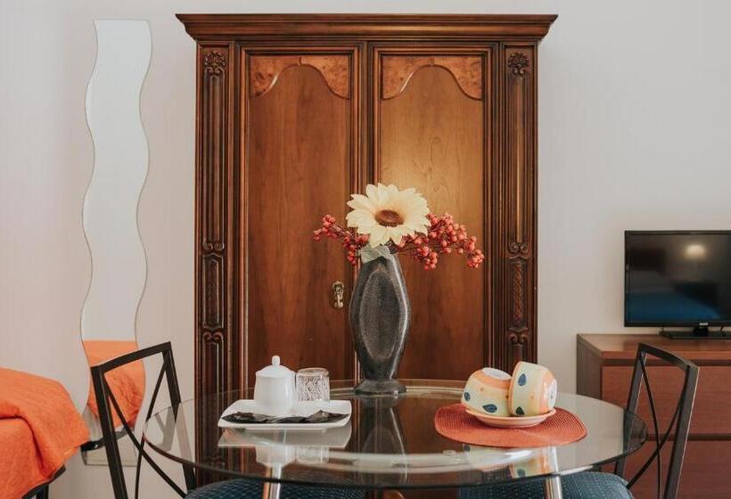 اتاق اکونومی, B&b Nuovo Reale Centro Storico