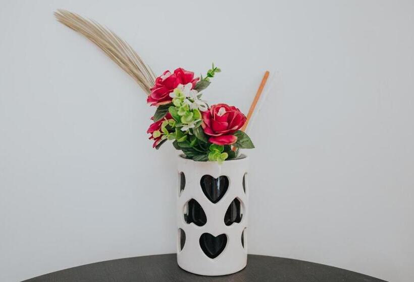 اتاق استاندارد سه تخته با چشمانداز باغ, B&b Nuovo Reale Centro Storico