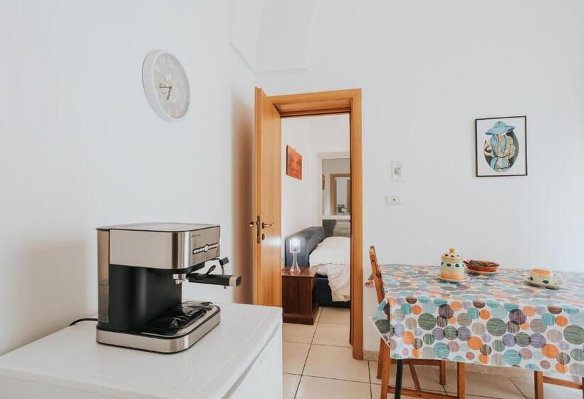 آپارتمان 1 خوابه با چشمانداز باغ, B&b Nuovo Reale Centro Storico