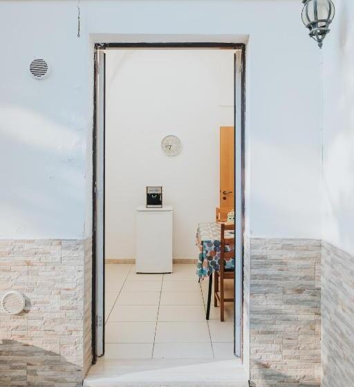 آپارتمان 1 خوابه با چشمانداز باغ, B&b Nuovo Reale Centro Storico