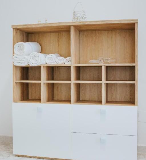 اتاق لوکس با وان آب گرم, B&b Nuovo Reale Centro Storico