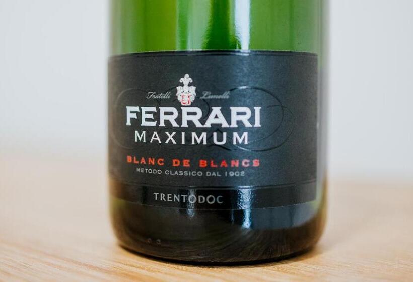 اتاق لوکس با وان آب گرم, B&b Nuovo Reale Centro Storico