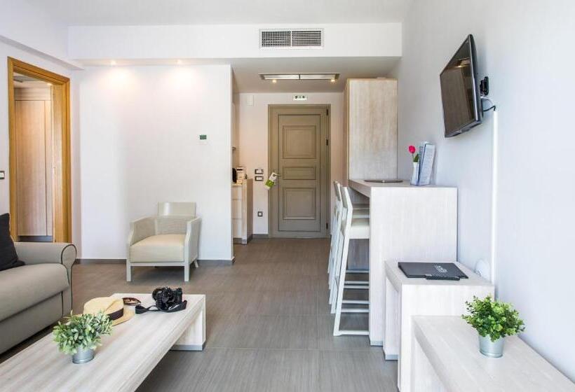 Люкс Deluxe Вид на Море, Aqua Oliva Resort