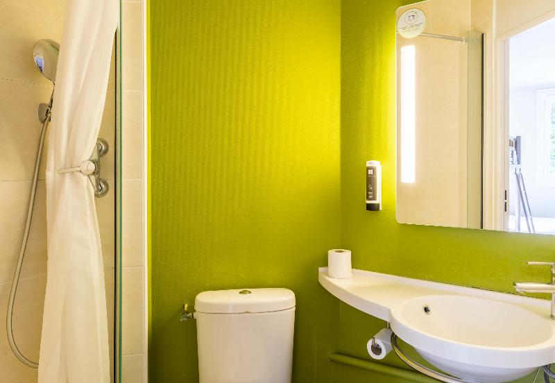 Номер Стандарт, B&b Hotel Auxerre Monéteau