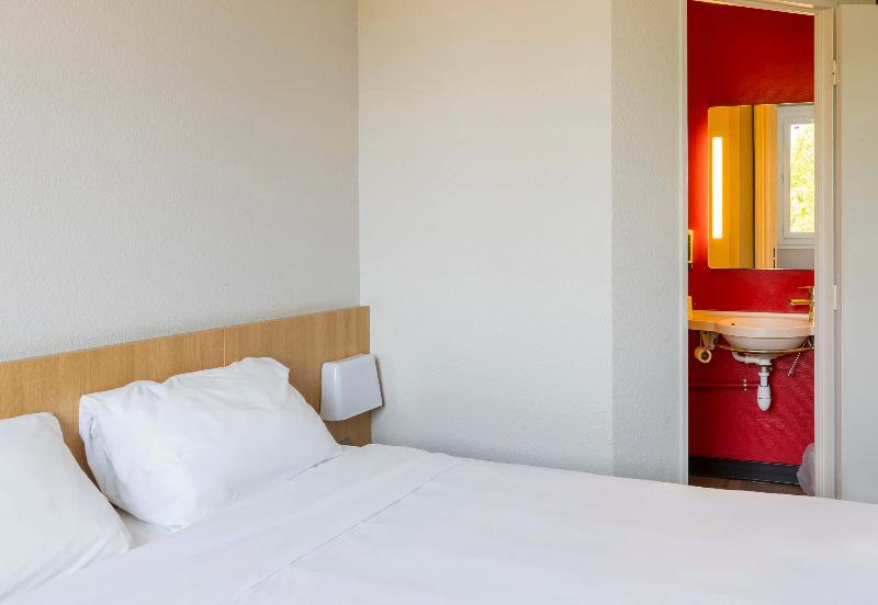 Номер Стандарт, B&b Hotel Auxerre Monéteau