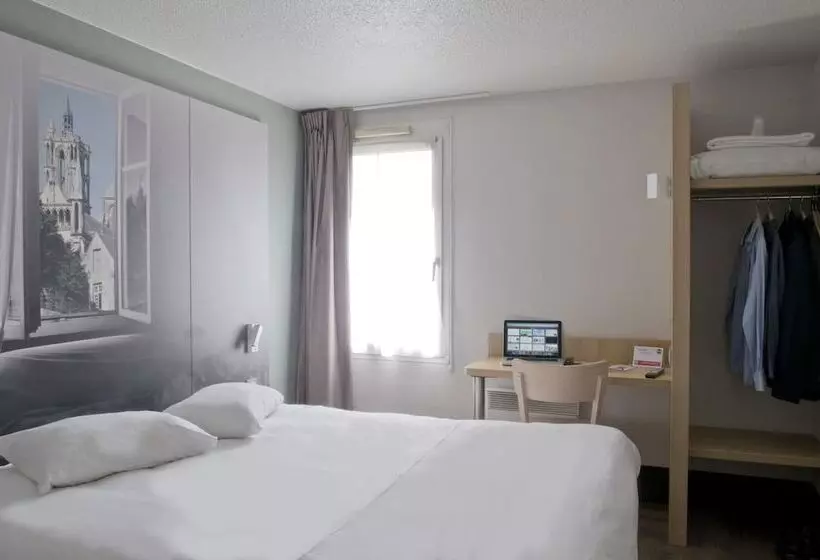 Standard-invahuone, B&b Hotel Saint Quentin