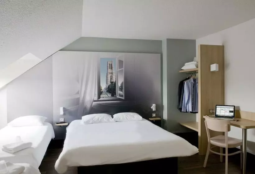 Standard Kolmen Hengen Huone, B&b Hotel Saint Quentin