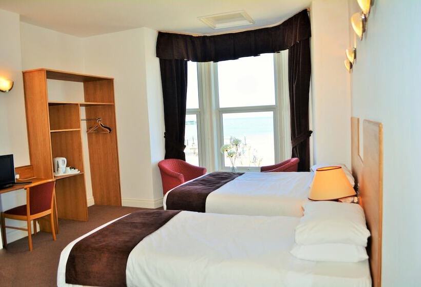 Triple Room Sea View, Four Saints Brig Y Don