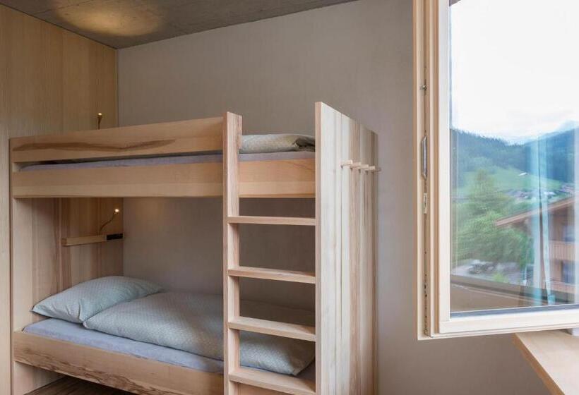 四人标准间, Saanen Gstaad Youth Hostel