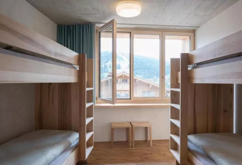 浴室共有スタンダード４人用ルーム, Saanen Gstaad Youth Hostel
