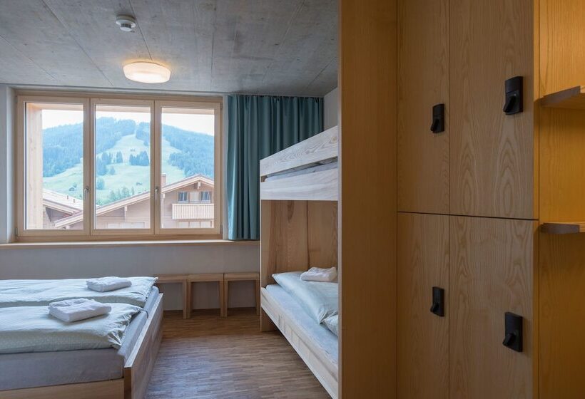 标准四人间共用浴室, Saanen Gstaad Youth Hostel