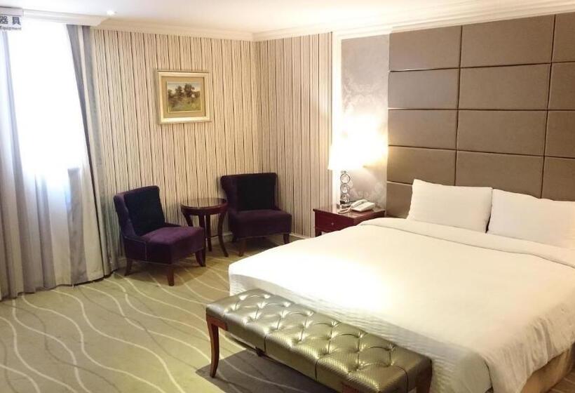 سوییت لوکس, Mrt