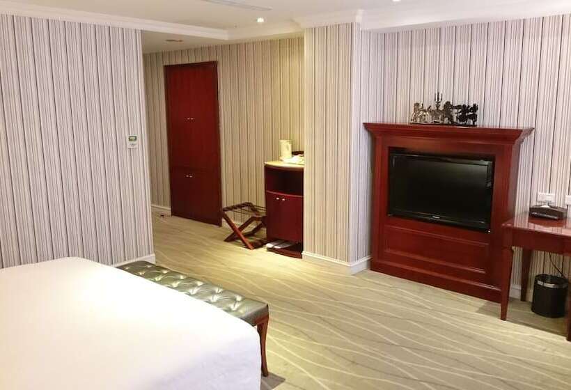 سوییت لوکس, Mrt