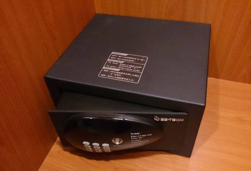 سوییت لوکس, Mrt