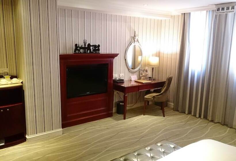 سوییت لوکس, Mrt