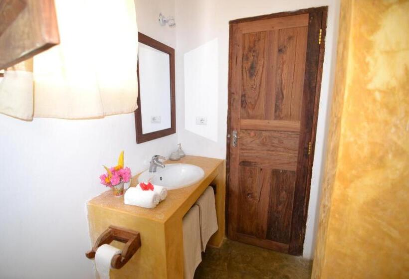 ガーデンビュースタンダードルーム, Sahari Zanzibar