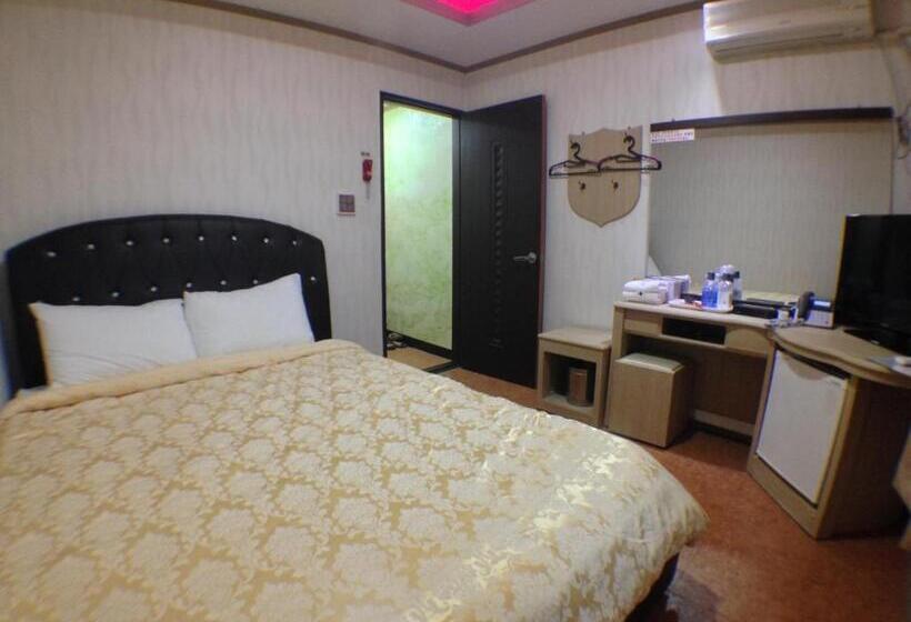 اتاق استاندارد, Suanbo Saipan Hot Spring