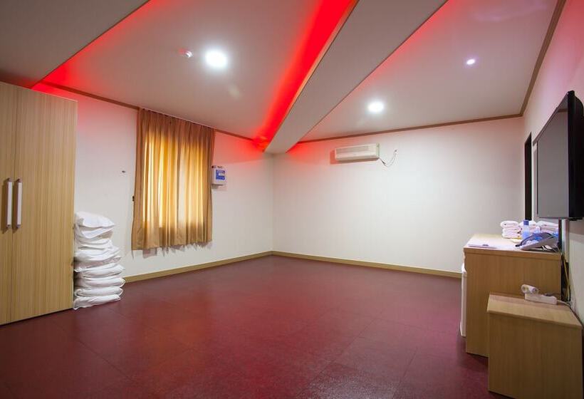 اتاق استاندارد, Suanbo Saipan Hot Spring