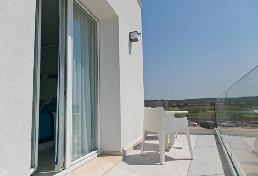 バルコニーつきオーシャンビュースーペリアルーム, Terra D Acqua Resort & Spa