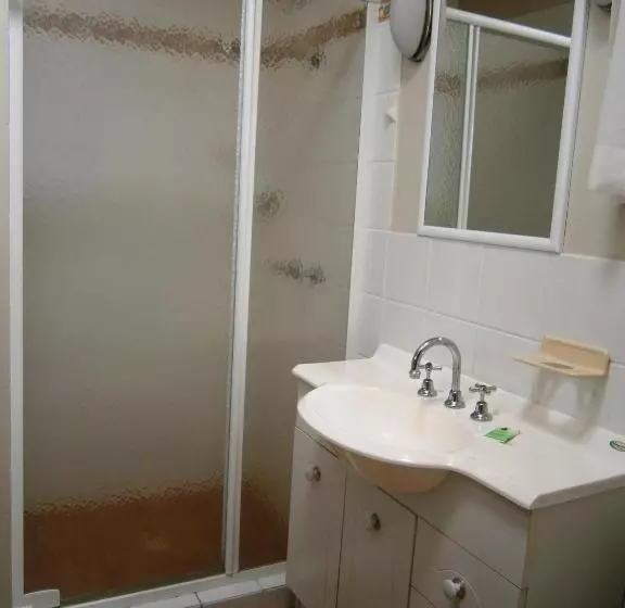 オーシャンビュースタンダードルーム, Woolgoolga Beach Holiday Park
