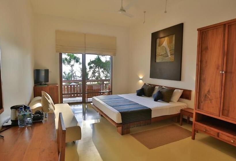 חדר סופריור עם מרפסת, Pandanus Beach Resort & Spa