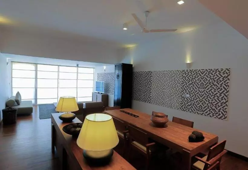 Sviitti Uima-allas, Pandanus Beach Resort & Spa