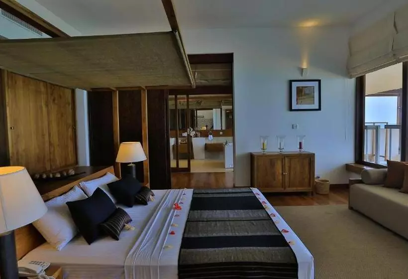Sviitti Uima-allas, Pandanus Beach Resort & Spa