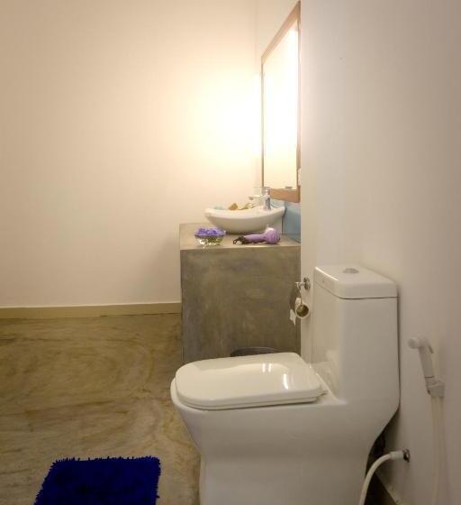 Suite, Sweet Cinnamon Kandy