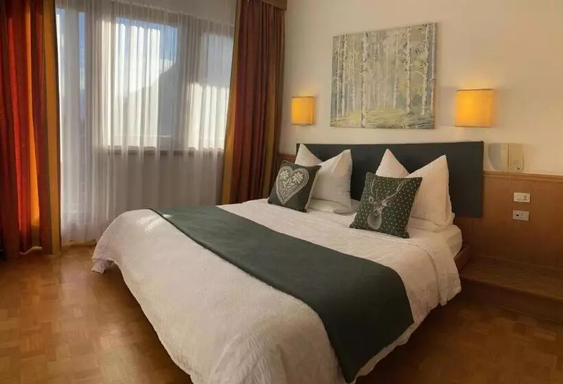 Standard Kolmen Hengen Huone, Arcobaleno
