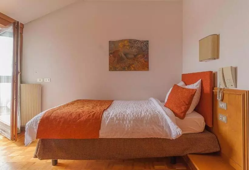Economy Yhden Hengen Huone, Arcobaleno