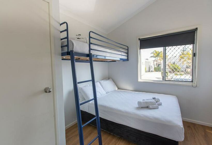 오두막, Broadwater Tourist Park