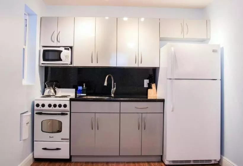 استودیو استاندارد با تخت کینگ, Caribbean Resort Suites