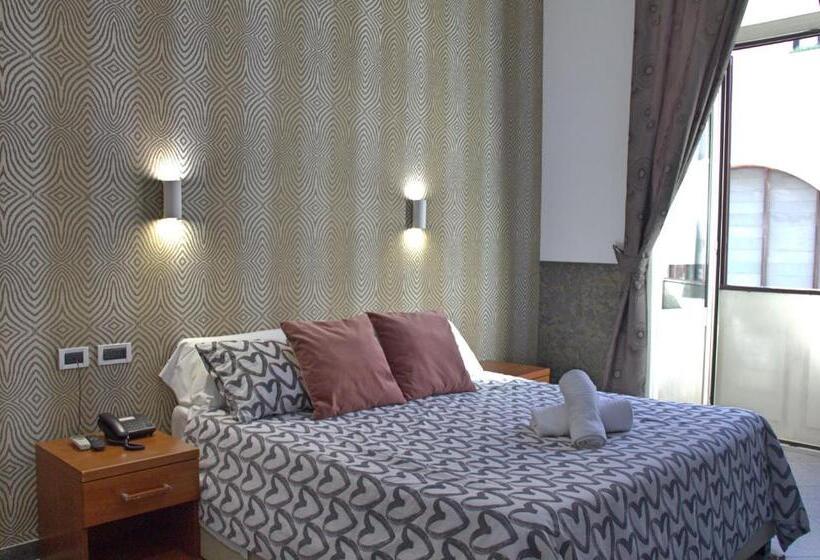 اتاق استاندارد, Ciao