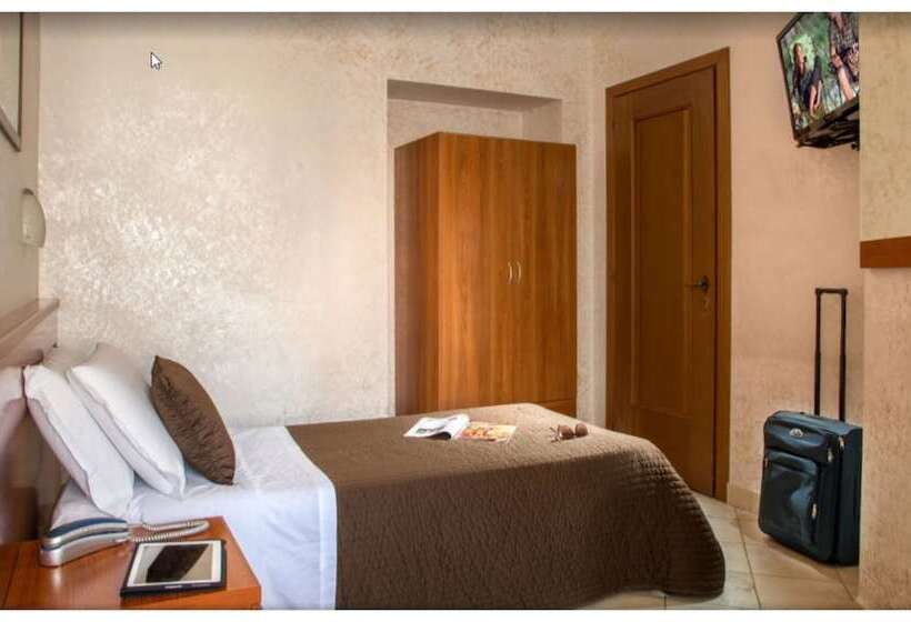 اتاق استاندارد یک نفره, Ciao