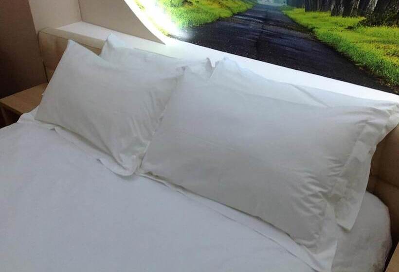 חדר סטנדרט, Green