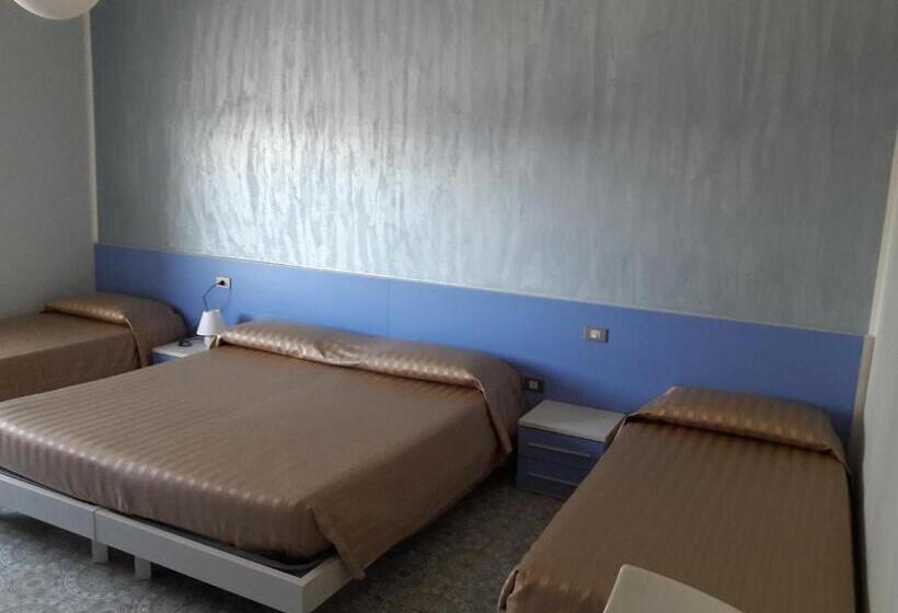 四人标准间, Happy