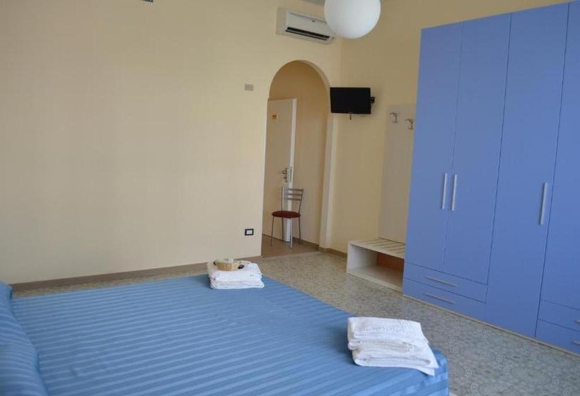 スタンダードルーム, Happy