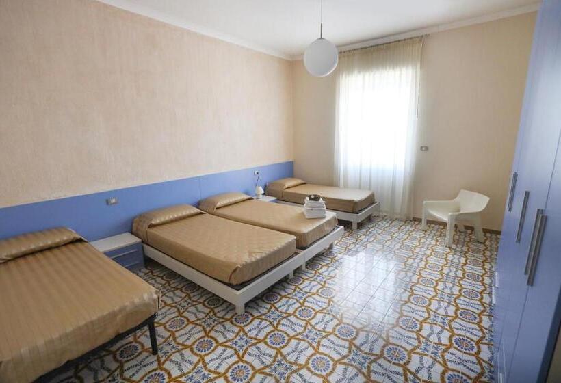 四人标准间, Happy