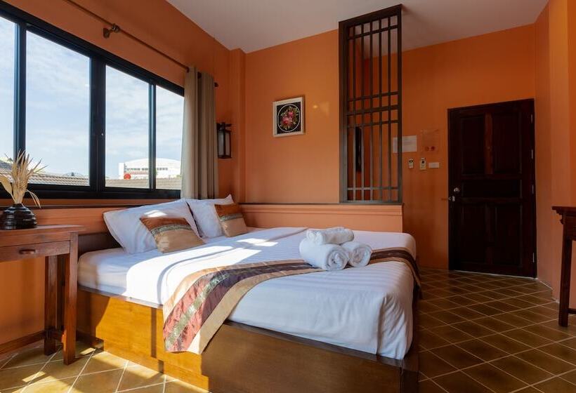 デラックスルーム, Huen Hug Chiang Mai