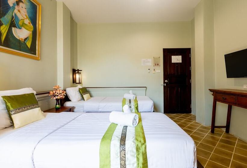 デラックスルーム, Huen Hug Chiang Mai