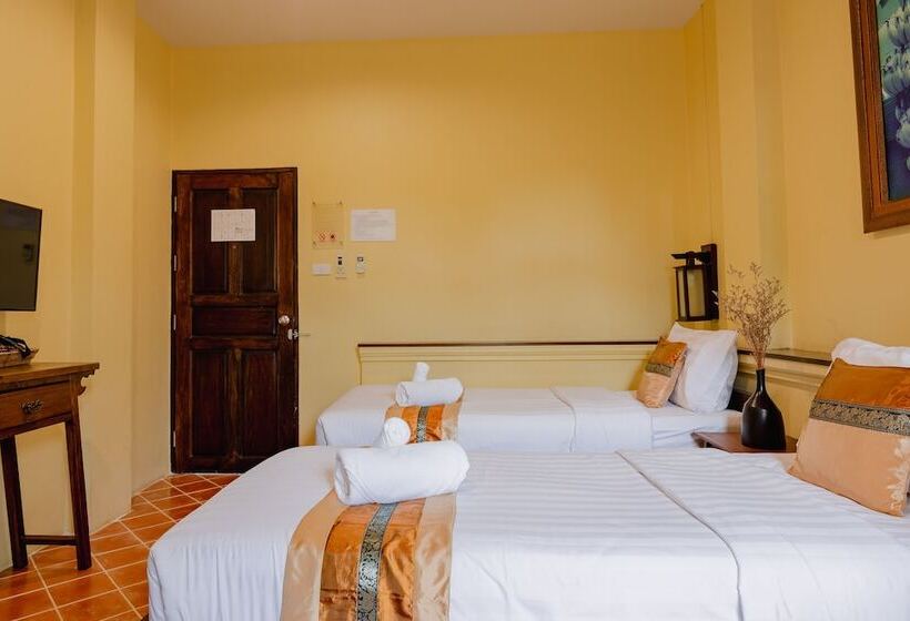 デラックスルーム, Huen Hug Chiang Mai