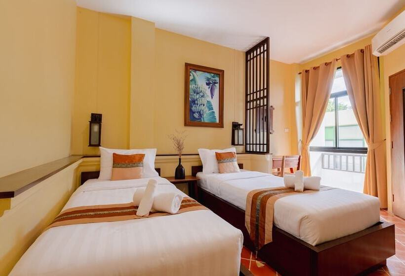 デラックスルーム, Huen Hug Chiang Mai